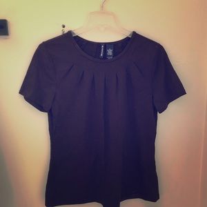 Brown short sleeved shirt